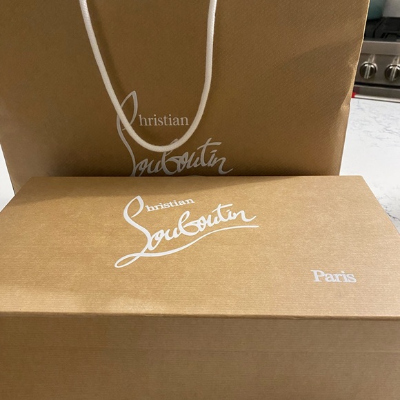 CHRISTIAN LOUBOUTIN GREGGO FLAT DRESS SHOES - Picture 3 of 8